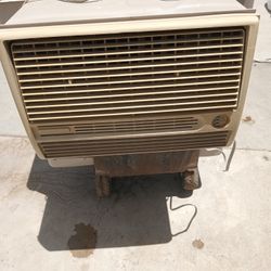 Swamp Cooler Champion RWC35 Medium Size