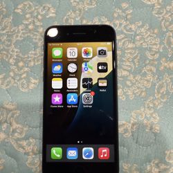 iPhone SE 64gb Unlocked Any Network In USA and Overseas 