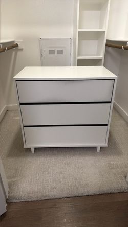 White 3-Drawer Dresser