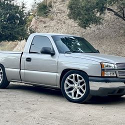 2004 Chevy Silverado Very Low Miles Like New
