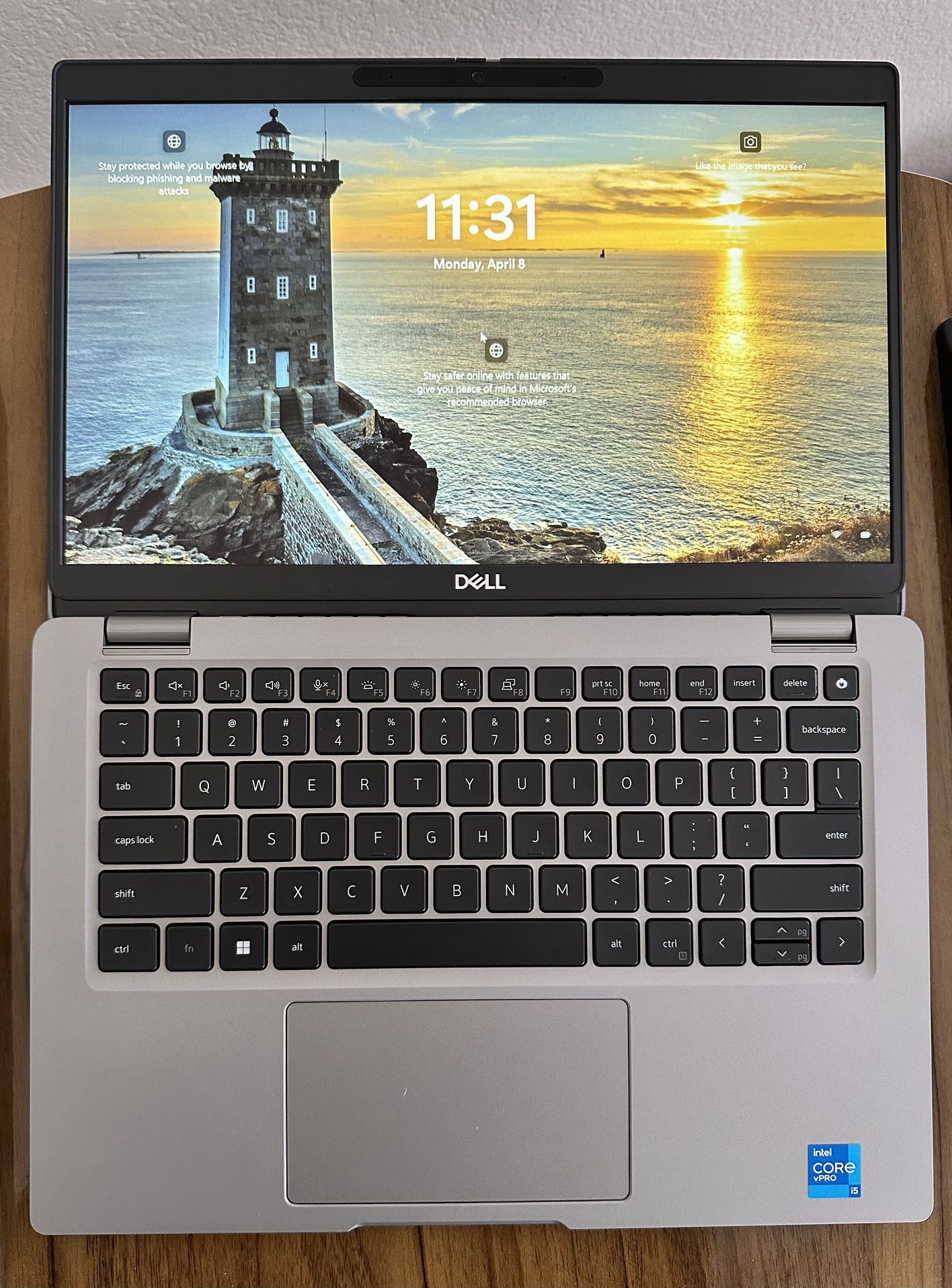 Dell Laptop (latitude 5320) - like new