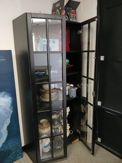 Display Cases n Shelves