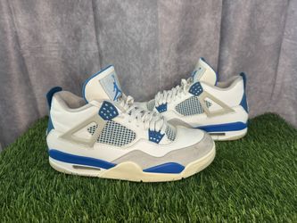 Air Jordan 4 Retro 'Military Blue' 