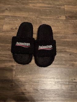 Balenciaga slides size 12