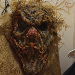 Scarecrow Mask