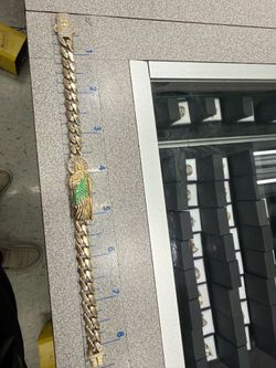 Bracelet
