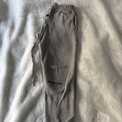 Damaged - Men’s Essentials Gray Sweatpants