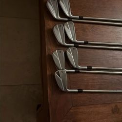 Lefty TaylorMade Irons