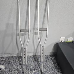 Free Crutches 