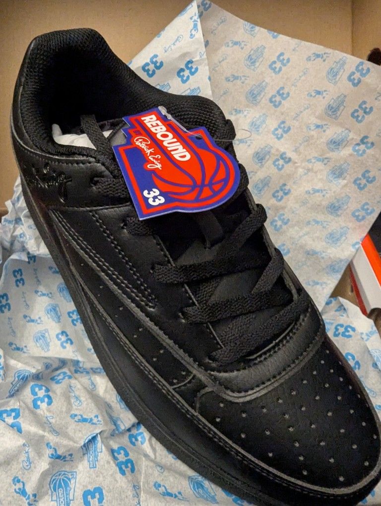 Patrick Ewing Orion Low Black On Black Sneaker1