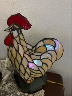 Vintage Tiffany-Style Stained Glass Rooster Accent Lamp – OBO
