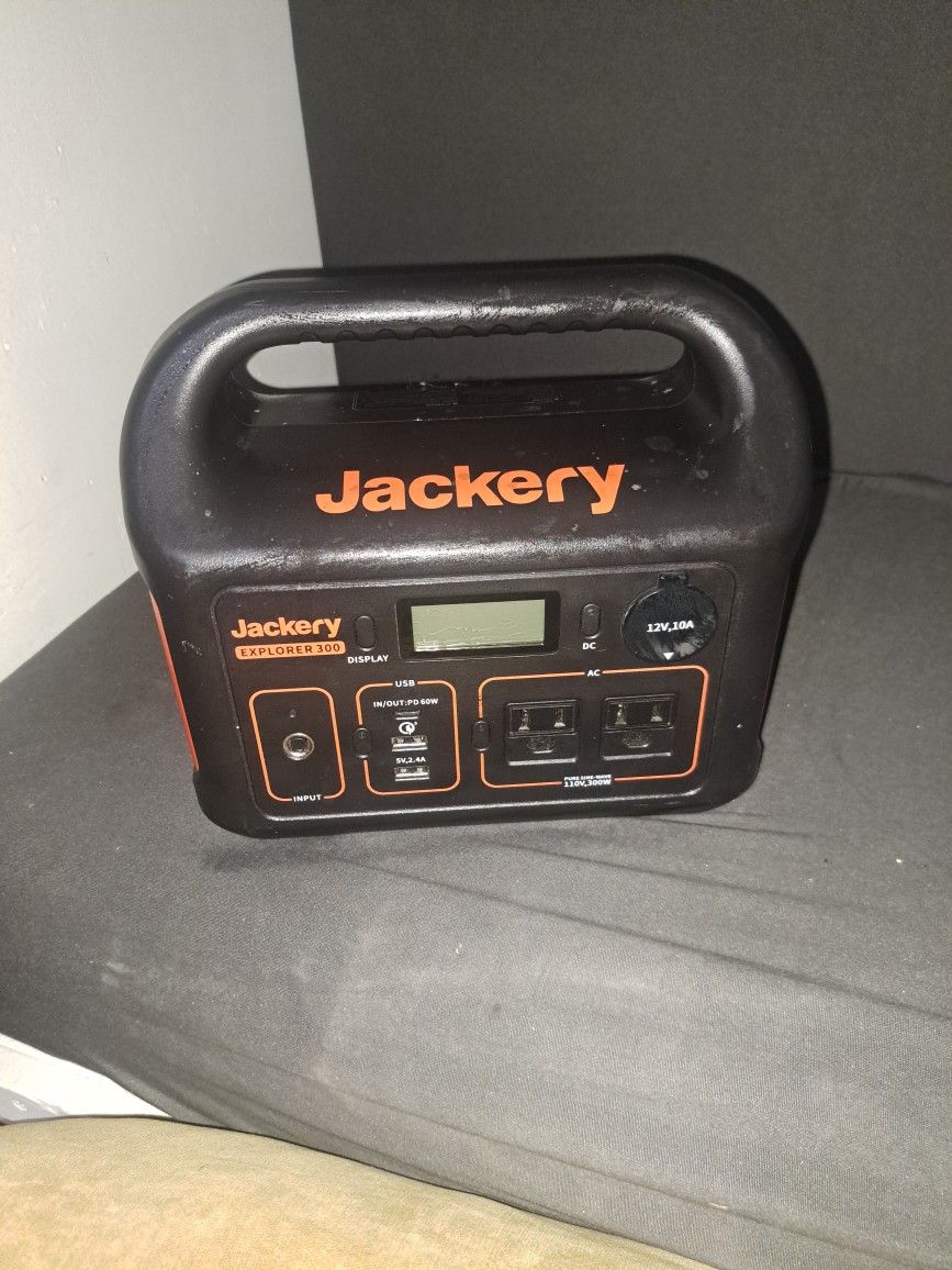 Jackery Explorer 300