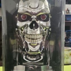 Terminator 2: Judgment Day, 6-Disc Collector Set+Endoskull Bust+Limited Edition