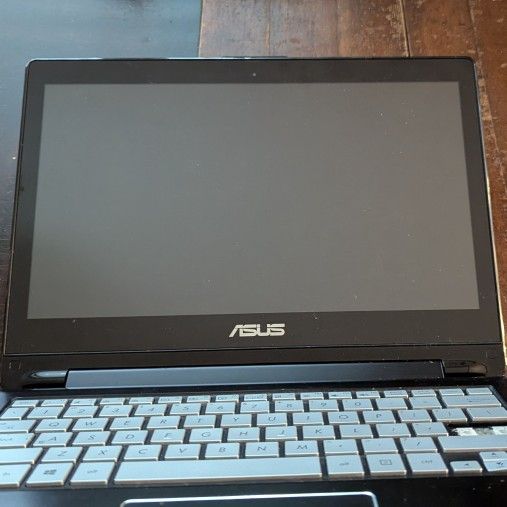 [FIX / PARTS] Asus Flip 2-in-1, 13" Touchscreen Laptop (500GB, Intel i5, 8 GB RAM)