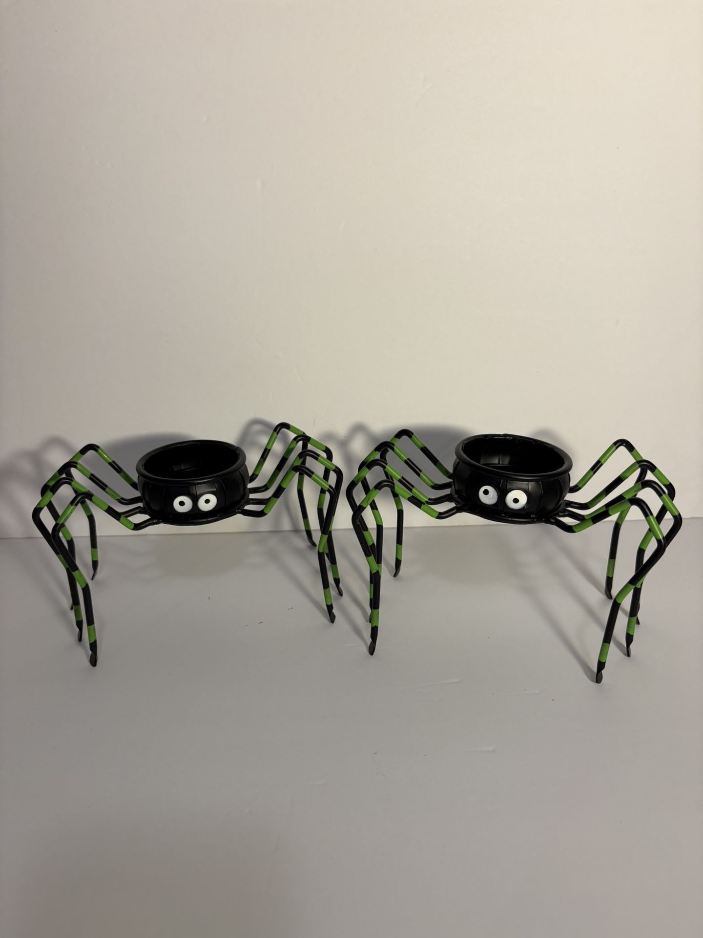 2 Spider Candle Holder black green tea light Halloween metal