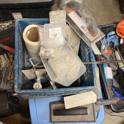 Floats, Trowells, Tile Spacers, Mixing Drill Bit, Mixing Tub