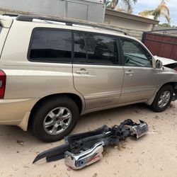 2007 Toyota Highlander Parts Only