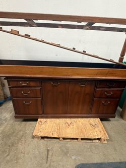 Wood cabinet