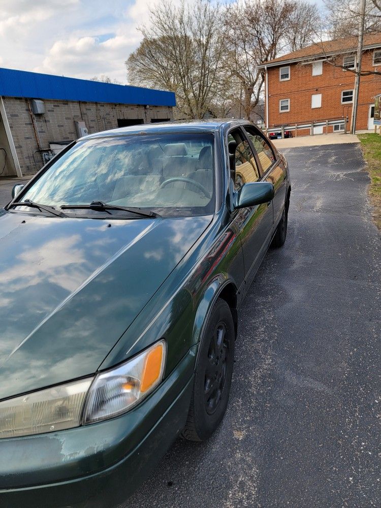 1999 Toyota Camry