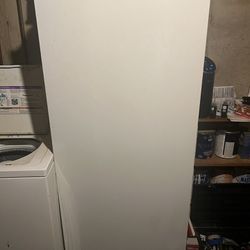 Frigidare Standup Freezer 