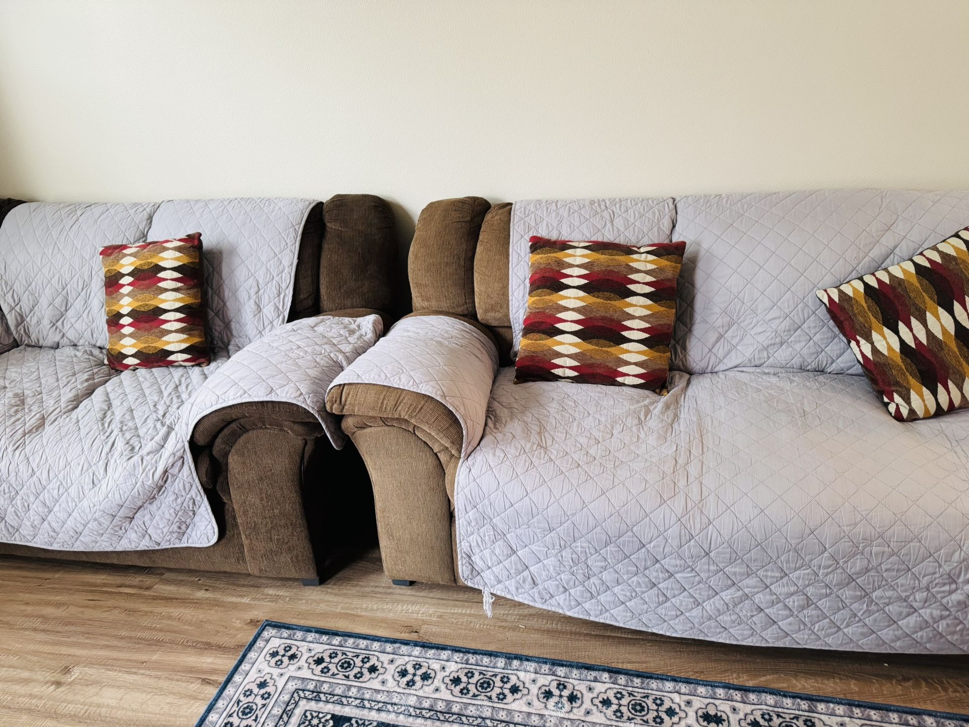 Couch (2 Pieces)