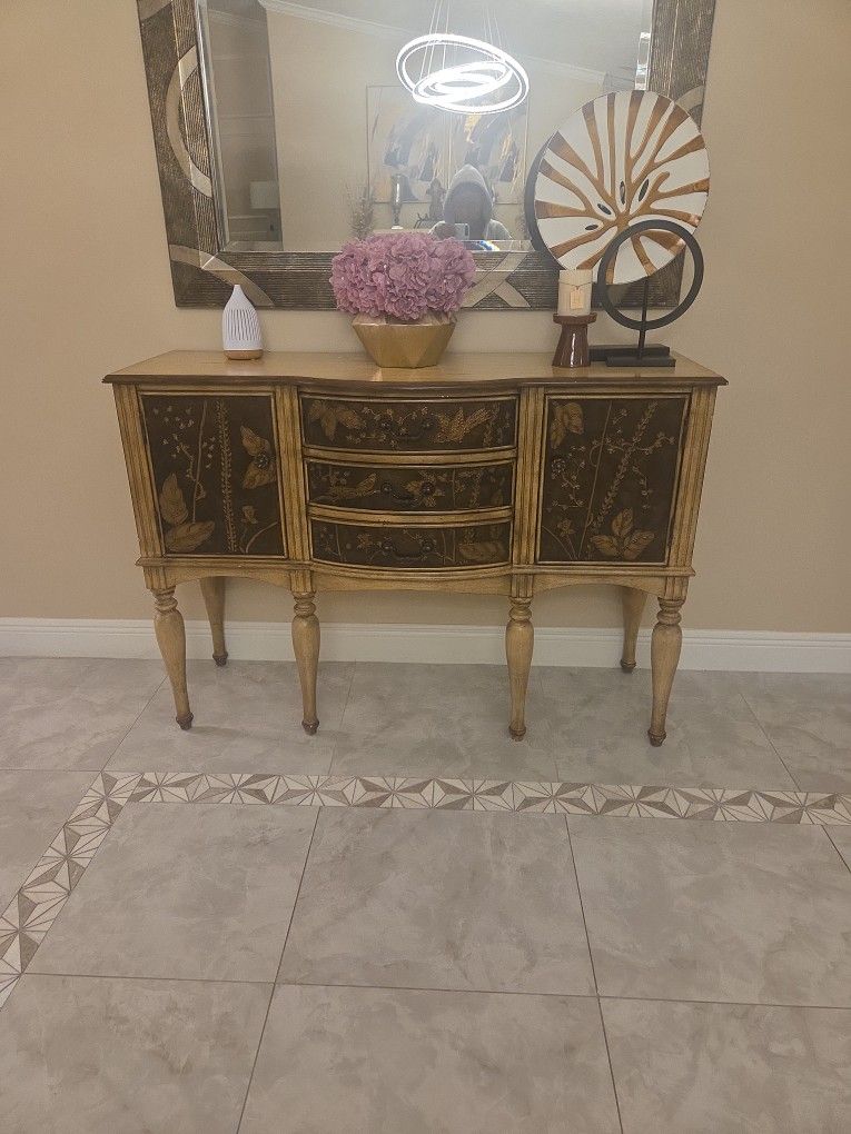 Buffet/console Table