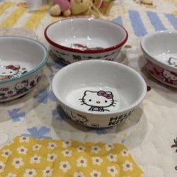 Hello Kitty Dog Bowls
