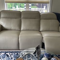New Leather Couch -2 Electric  Lumbar Recliners Each End 
