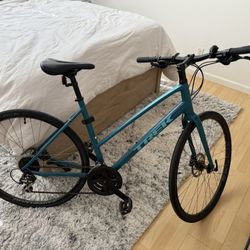 Trek FX  Disc Hybrid Bike