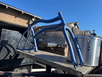 FREE Huffy beach cruiser frame