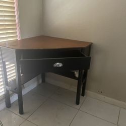 Corner coffee table I wood