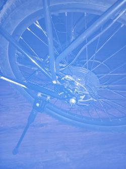 Hitway adult 26 inch electric road bike like new