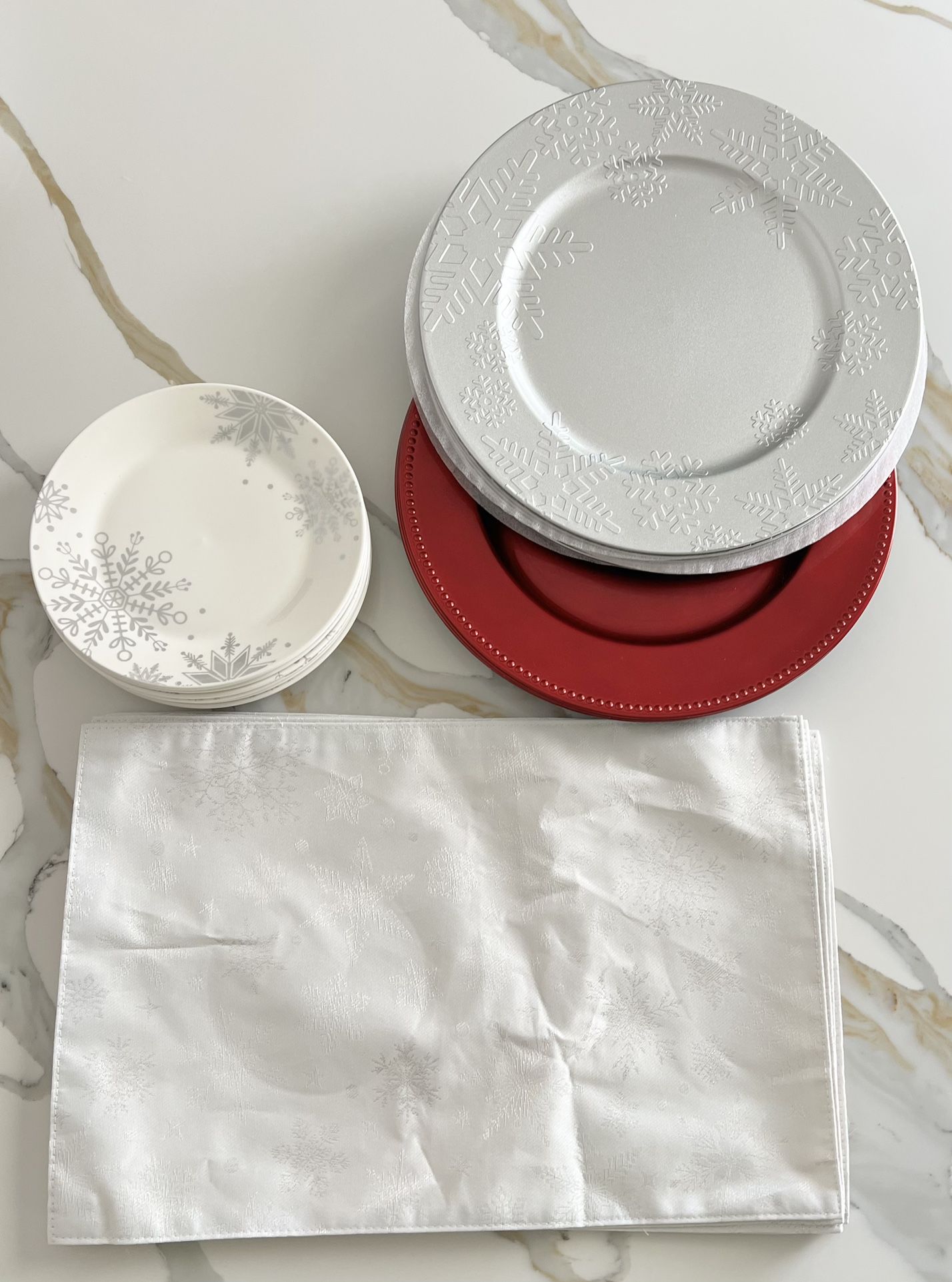 Christmas Plate Set