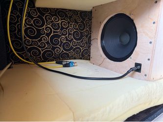 Guitar ISO Cab