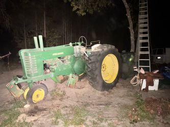 vintage John Deere Model G