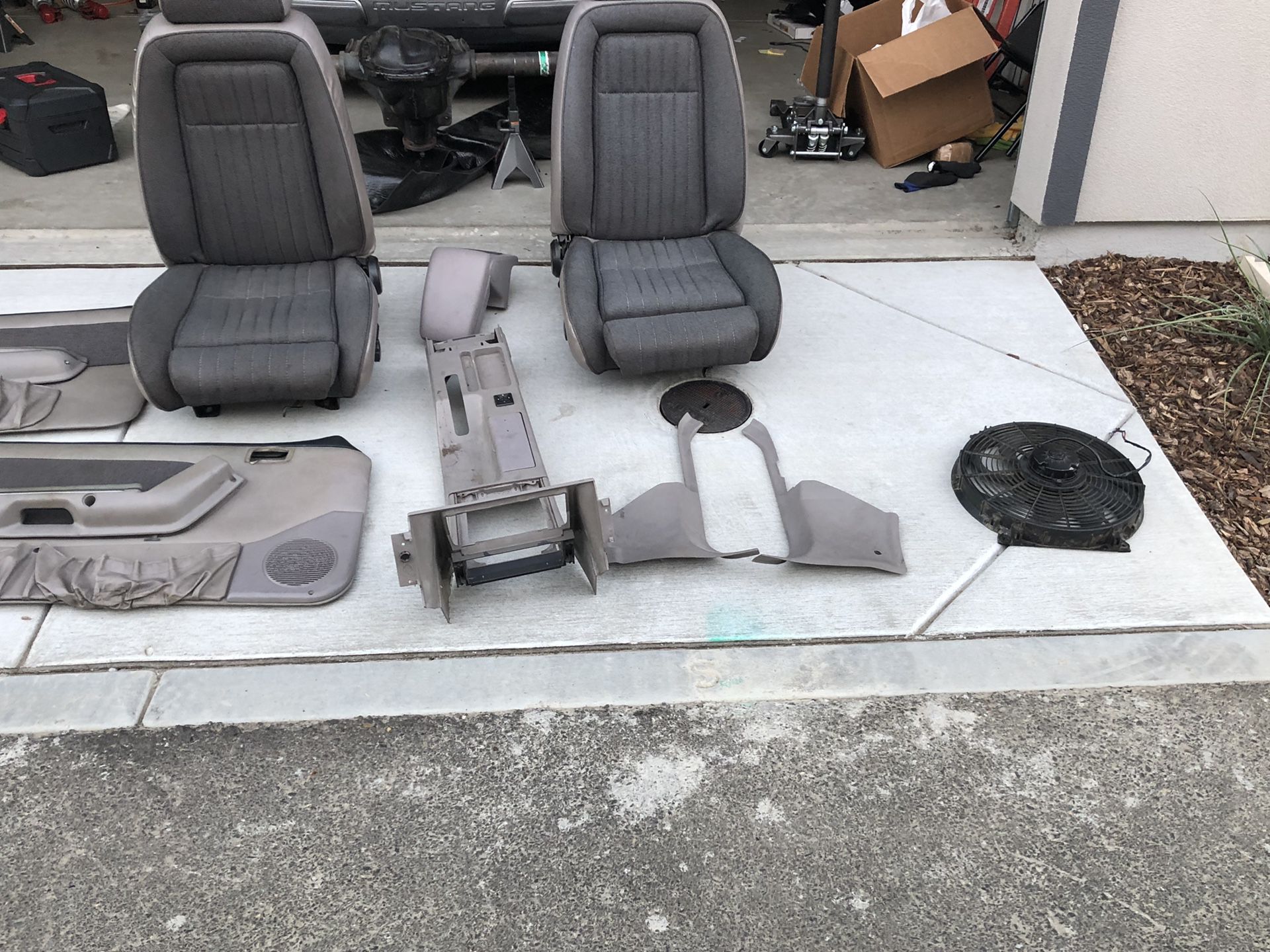 1990 Mustang front seats and fan