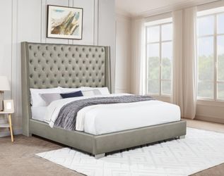 Gray Tufted Upholstered Wingback Bed Frame New in Box