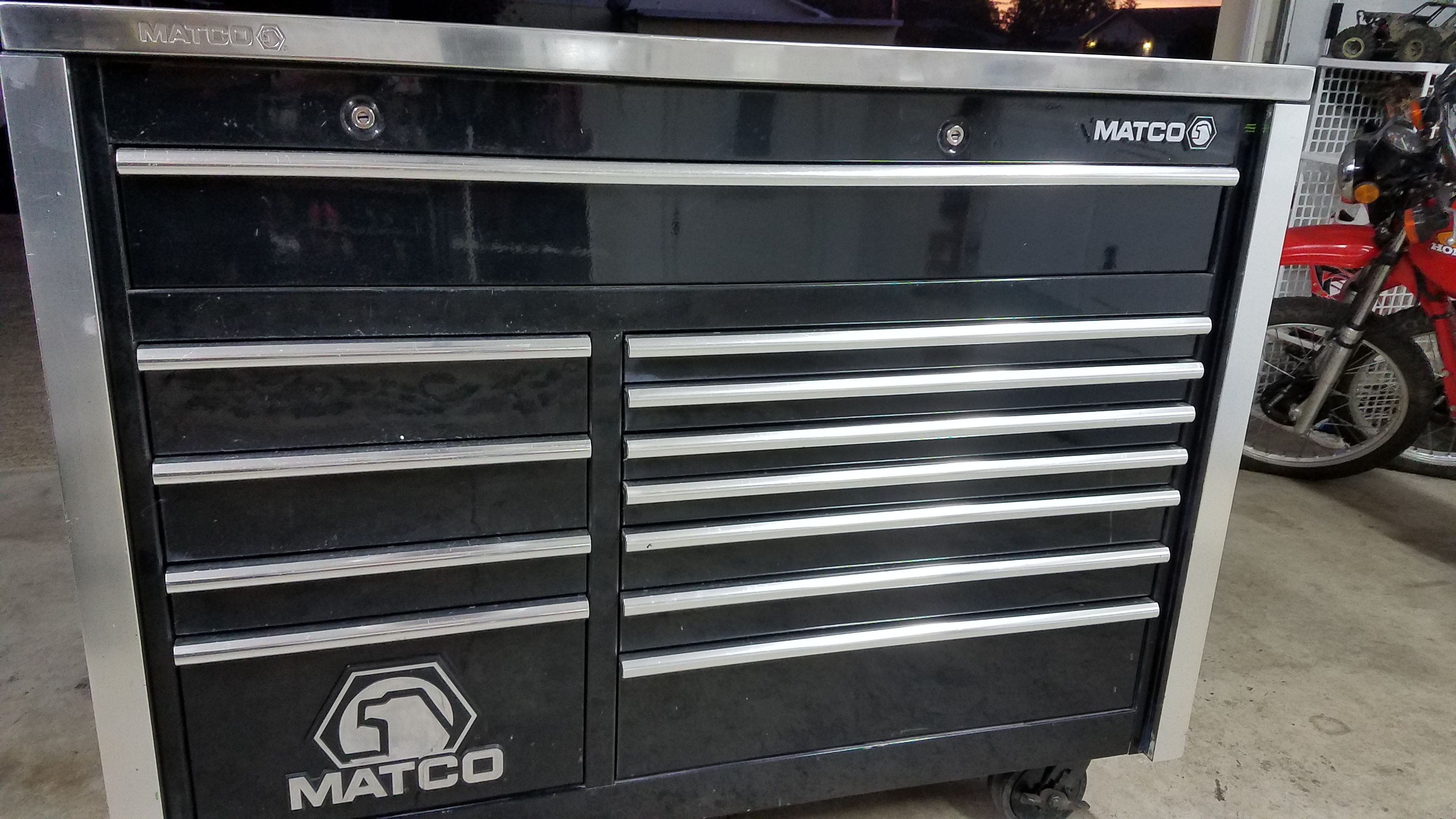MATCO Toolbox model mb7525 custom 2 bay rollaway Tool Box