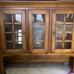 Beautiful Dining Room hutch