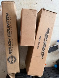 Brand new 3 inch rough country lift