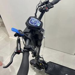 Apollo Phantom Electric Scooterv3 Pencil