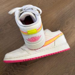 Nike Air Jordan 1s Low GS “Edge Glow” White with Pink & Yellow 
