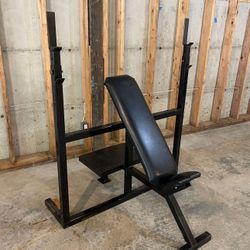 Weight Bench Press 