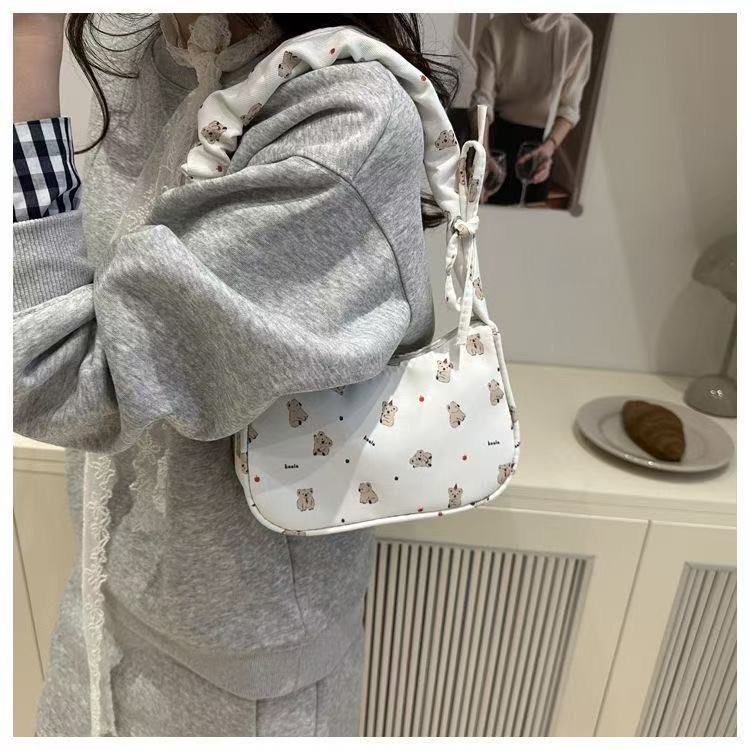 Fashionable, cute, versatile canvas bag, large-capacity bag, women‘s commuting underarm, new foreign style one-shoulder
