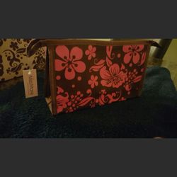 Cosmetic bag