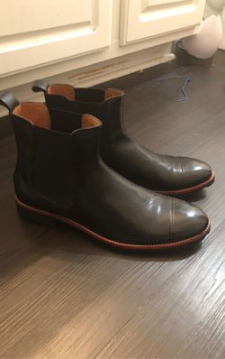 Ceasar walks size 11 men Chelsea boots Black leather