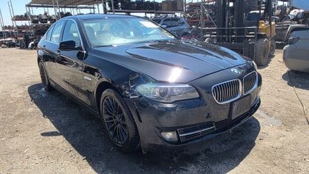 2011 BMW 535I F10 PARTING OUT PARTS FOR SALE PARTES