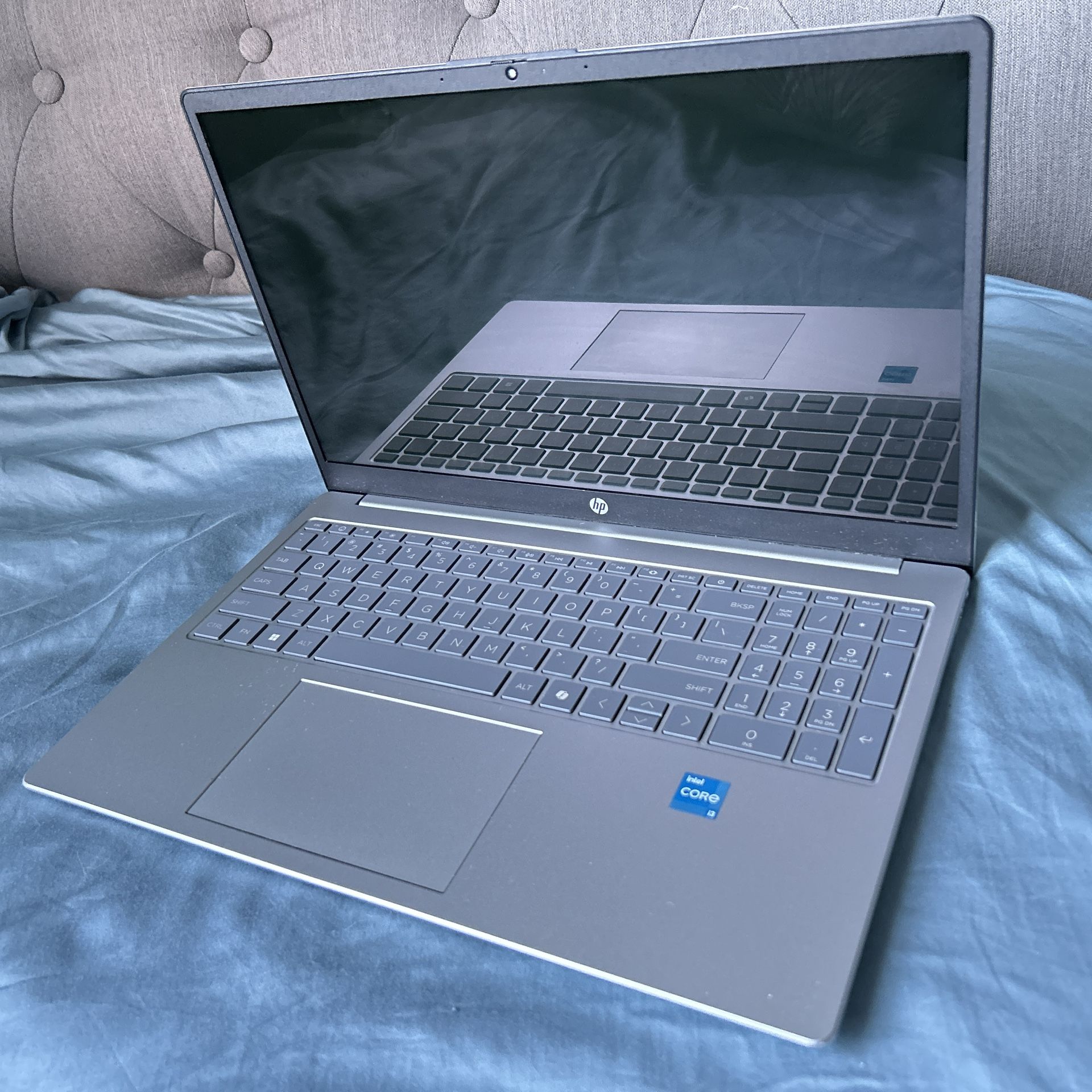 HP - 15.6 Inch Touch Screen Laptop Intel Core i3 8GB Memory 256GB SSD