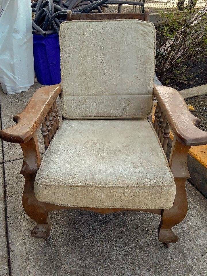 Morris chair