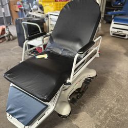 Stryker Chair Model 5050  / Table Exam Portable Nice! Have Three In Stock